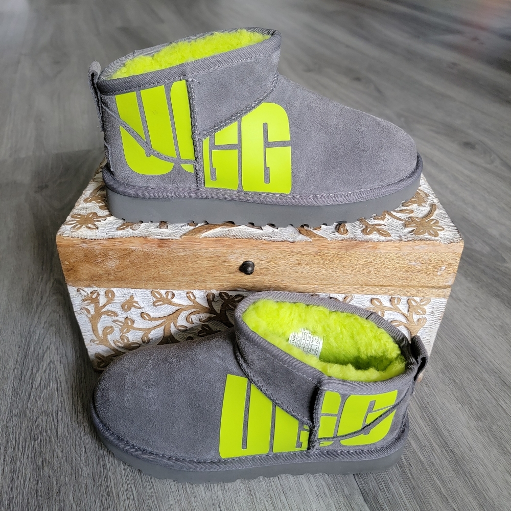 UGG Classic Ultra Mini Chopd Suede Boot